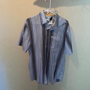 Volcom bottom down shirt